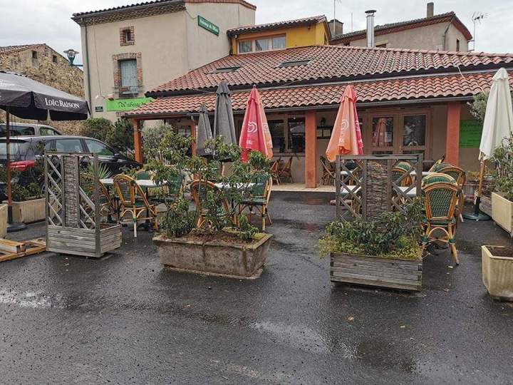 Restaurant avec terrasse Saint-Martin-des-Plains